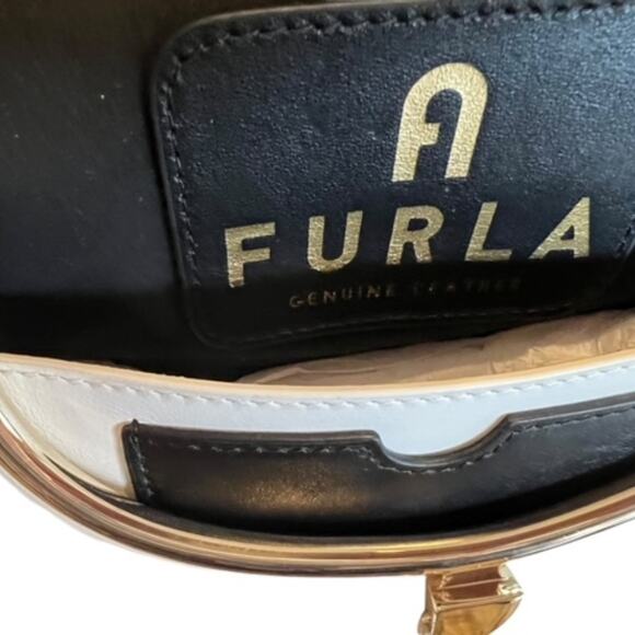 FURLA Women's Leather Shoulder Bag In Talco - NWT - Picture 6 of 10